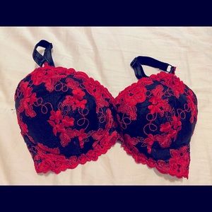 The Water Bra 👯‍♀️